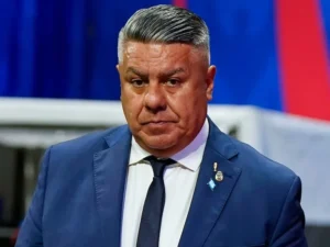 El Cepo Judicial al Poder del Fútbol: La Frontera Infranqueable para el Mandatario de la AFA 2 Futbol: La negativa judicial se asienta en la sospecha de riesgos procesales